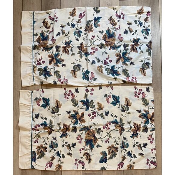 Set of 2 Vintage JCPenney Floral Leaves Queen Size Pillowcases Cream Gold Blue - Picture 2 of 6